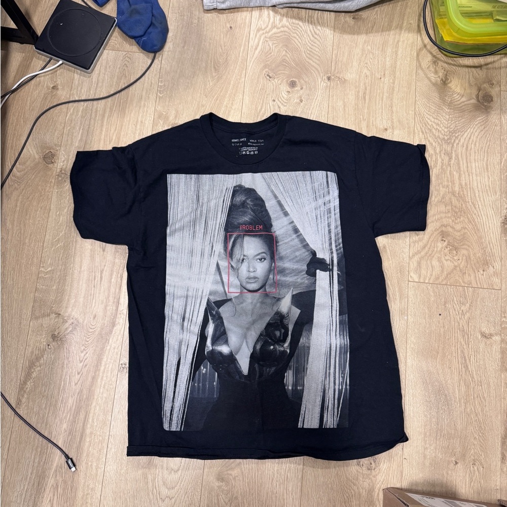 Beyoncé Renaissance World Tour tshirt L - Picture 4 of 5